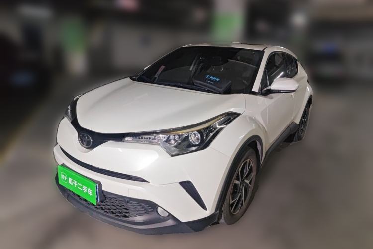 Used Toyota C-HR 2020 2.0L Leading Edition Guazi used car, China used car export, Used car for sale, Used  cars, Cheapest cars for sale