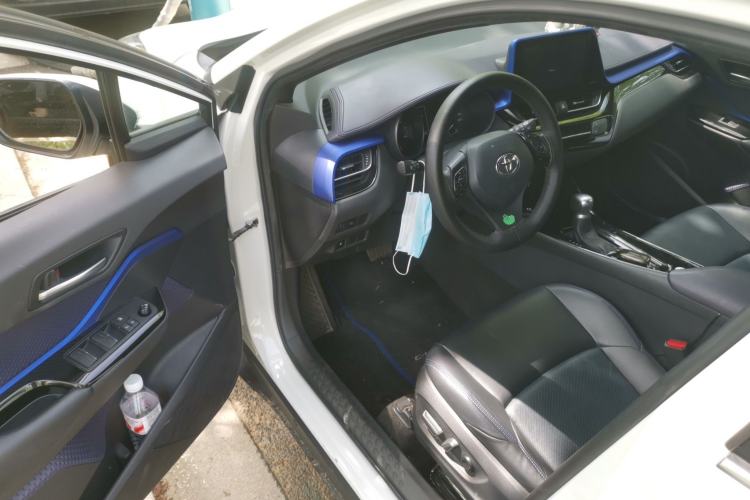 Used Toyota C-HR 2020 2.0L Leading Edition Driver Seat