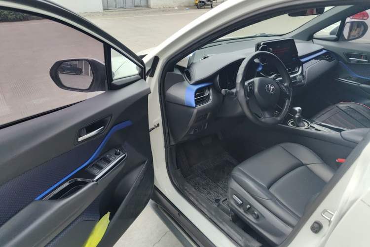 Used Toyota C-HR 2020 2.0L Leading Edition Driver Seat