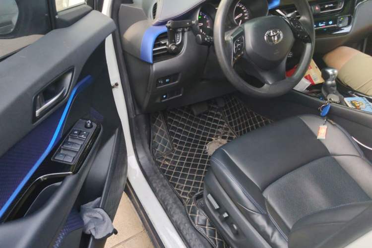 Used Toyota C-HR 2020 2.0L Leading Edition Driver Seat