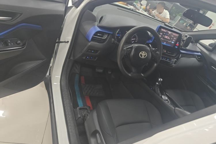 Used Toyota C-HR 2020 2.0L Leading Edition Driver Seat