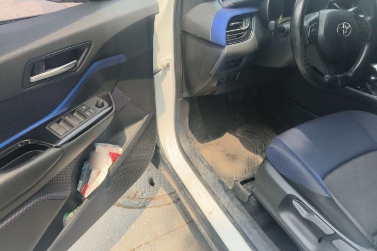 Used Toyota C-HR 2020 2.0L Leading Edition Driver Seat