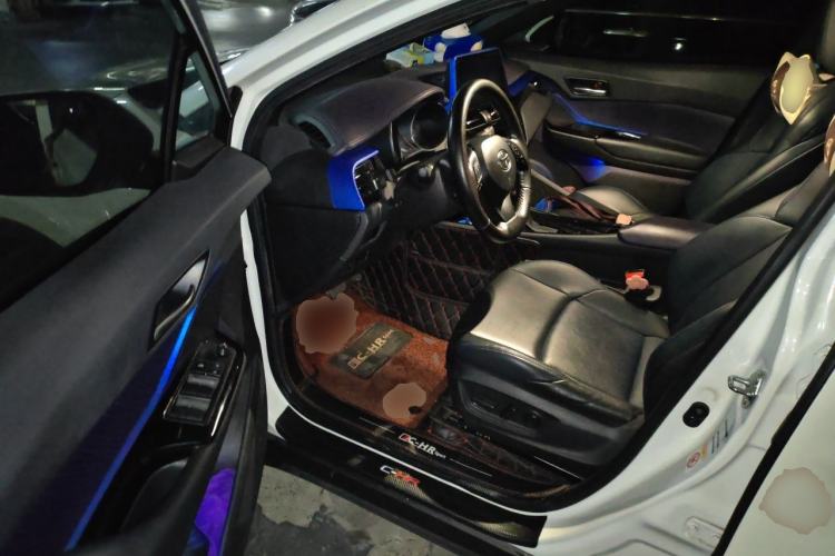 Used Toyota C-HR 2020 2.0L Leading Edition Driver Seat