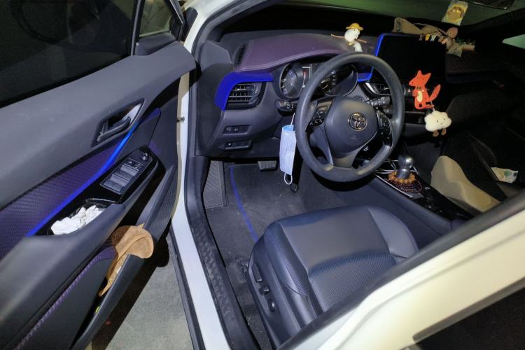 Used Toyota C-HR 2020 2.0L Leading Edition Driver Seat