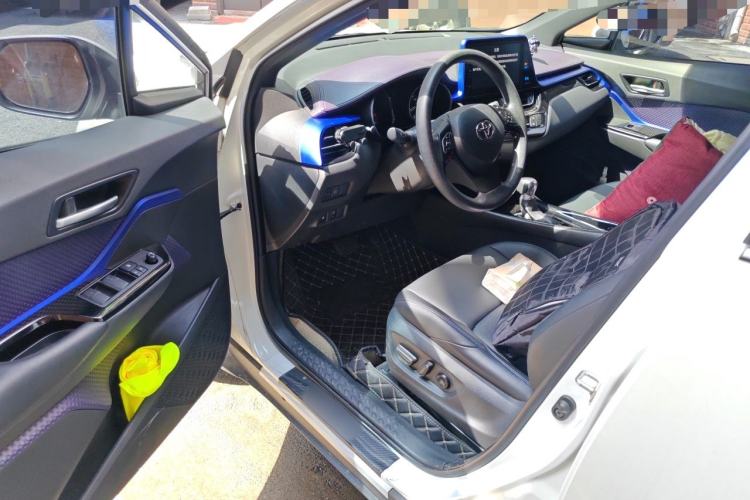 Used Toyota C-HR 2020 2.0L Leading Edition Driver Seat