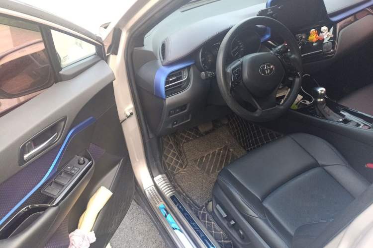 Used Toyota C-HR 2020 2.0L Leading Edition Driver Seat