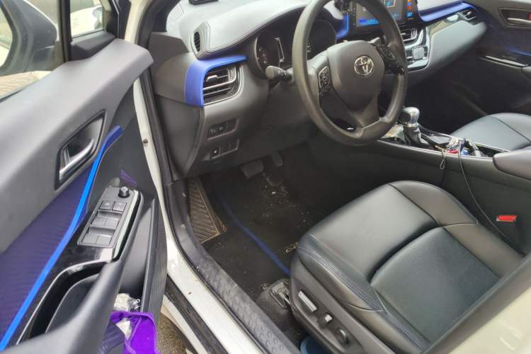 Used Toyota C-HR 2020 2.0L Leading Edition Driver Seat