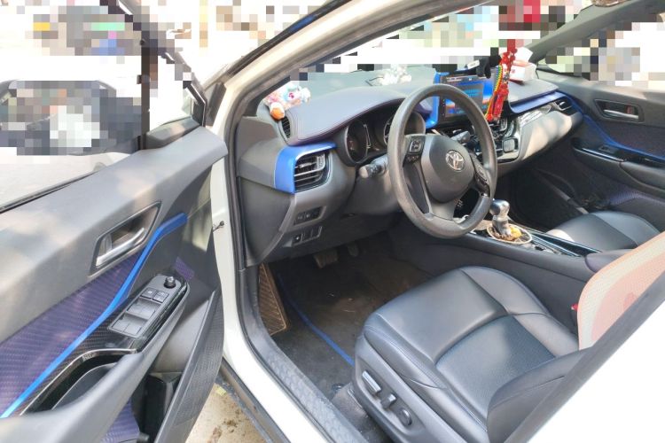 Used Toyota C-HR 2020 2.0L Leading Edition Driver Seat