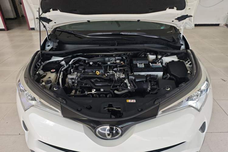 Used Toyota C-HR 2020 2.0L Leading Edition Engine Bay
