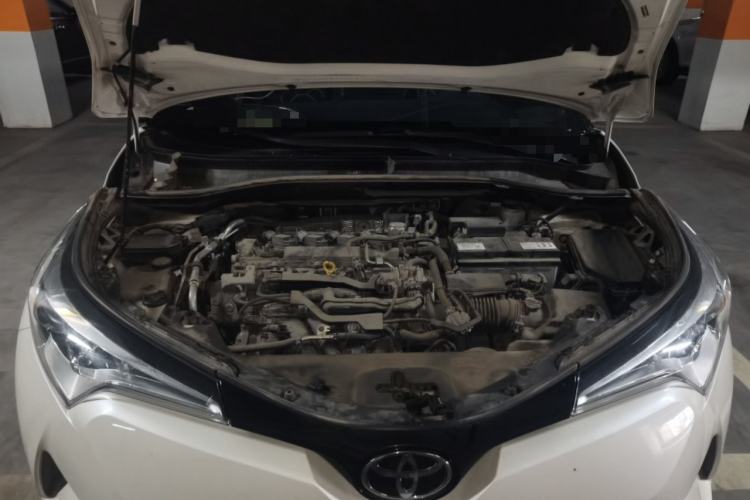 Used Toyota C-HR 2020 2.0L Leading Edition Engine Bay