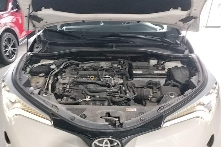 Used Toyota C-HR 2020 2.0L Luxury Edition Engine Bay
