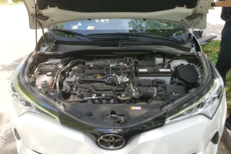 Used Toyota C-HR 2020 2.0L Leading Edition Engine Bay
