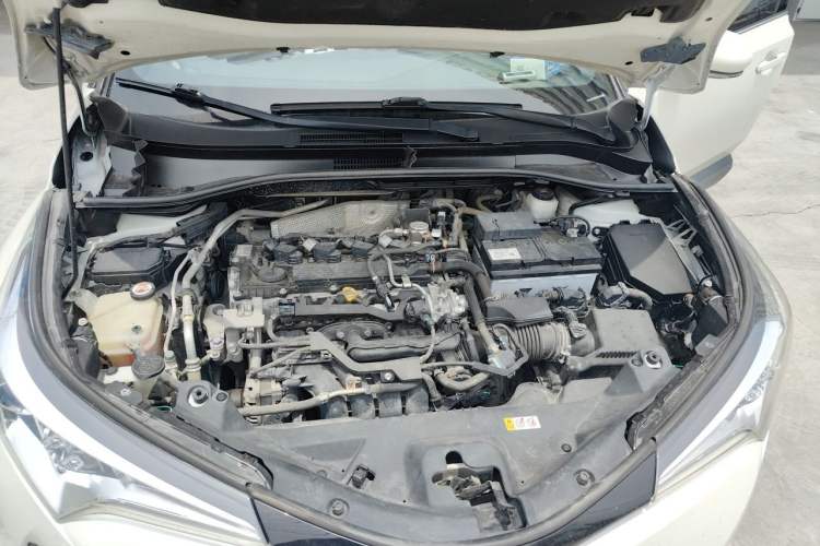 Used Toyota C-HR 2020 2.0L Leading Edition Engine Bay