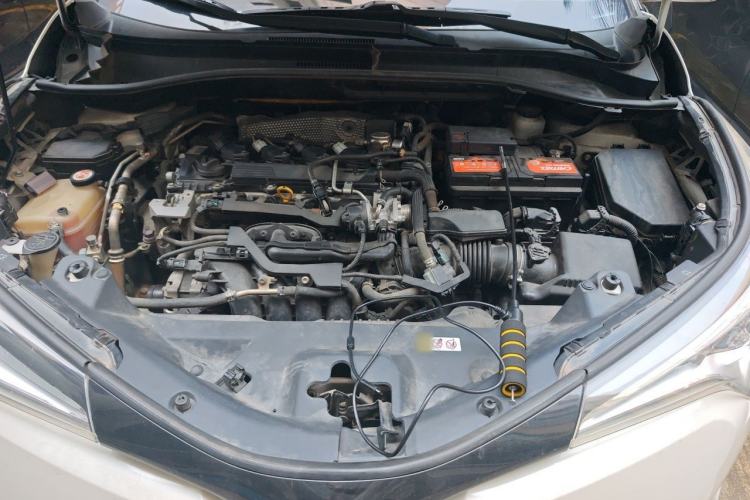 Used Toyota C-HR 2020 2.0L Leading Edition Engine Bay