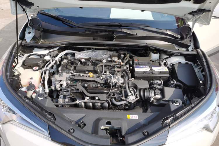 Used Toyota C-HR 2020 2.0L Leading Edition Engine Bay