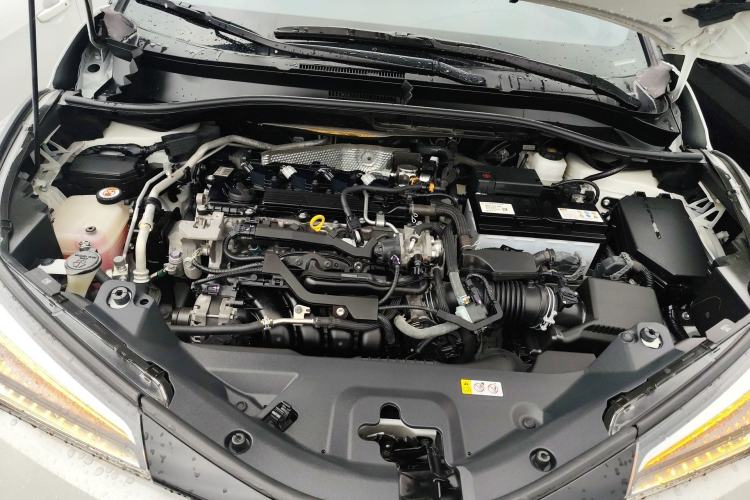 Used Toyota C-HR 2020 2.0L Luxury Edition Engine Bay