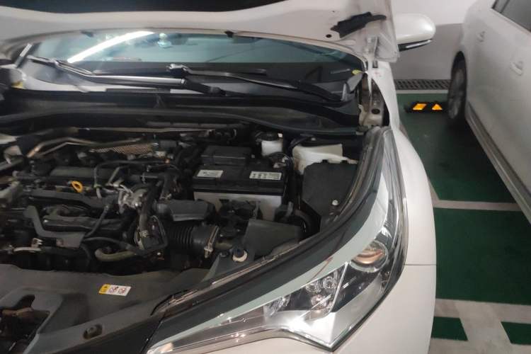Used Toyota C-HR 2020 2.0L Leading Edition Engine Bay Left