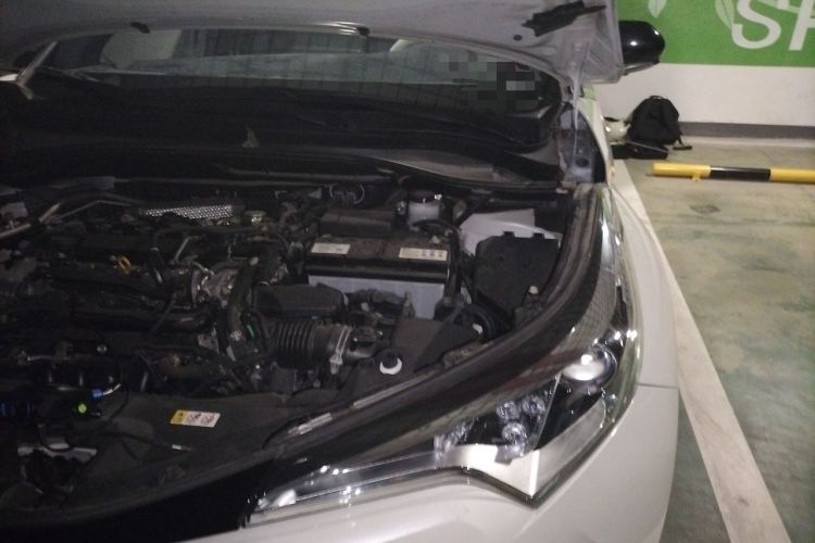 Used Toyota C-HR 2020 2.0L Leading Edition Engine Bay Left