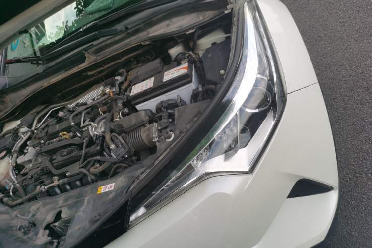 Used Toyota C-HR 2020 2.0L Leading Edition Engine Bay Left