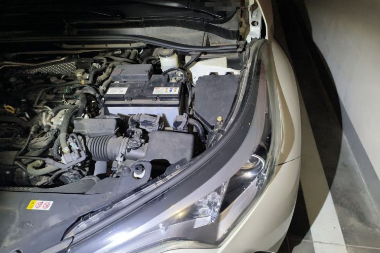 Used Toyota C-HR 2020 2.0L Leading Edition Engine Bay Left