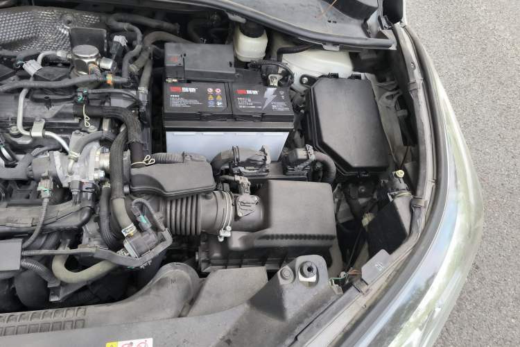 Used Toyota C-HR 2020 2.0L Leading Edition Engine Bay Left