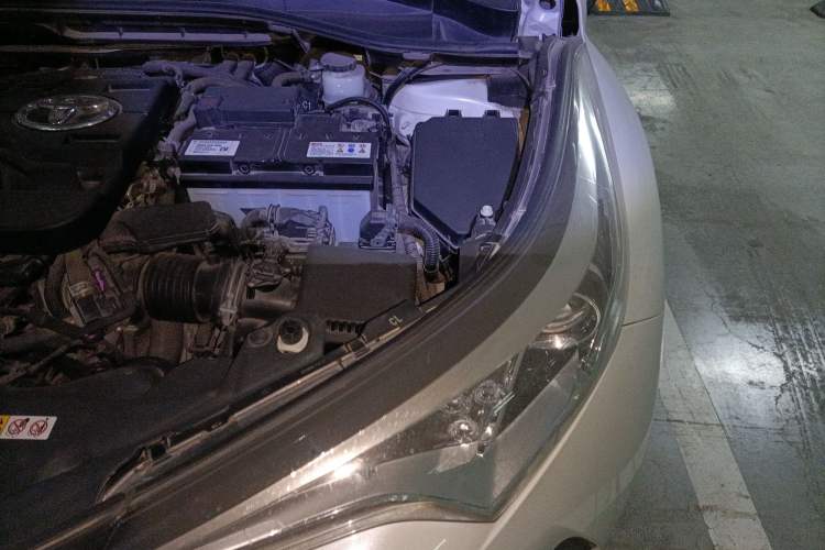Used Toyota C-HR 2020 2.0L Leading Edition Engine Bay Left