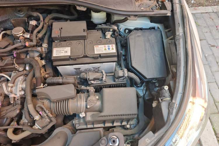 Used Toyota C-HR 2020 2.0L Leading Edition Engine Bay Left