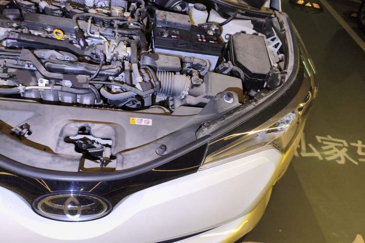 Used Toyota C-HR 2020 2.0L Leading Edition Engine Bay Left