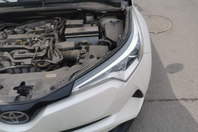 Used Toyota C-HR 2020 2.0L Leading Edition Engine Bay Left