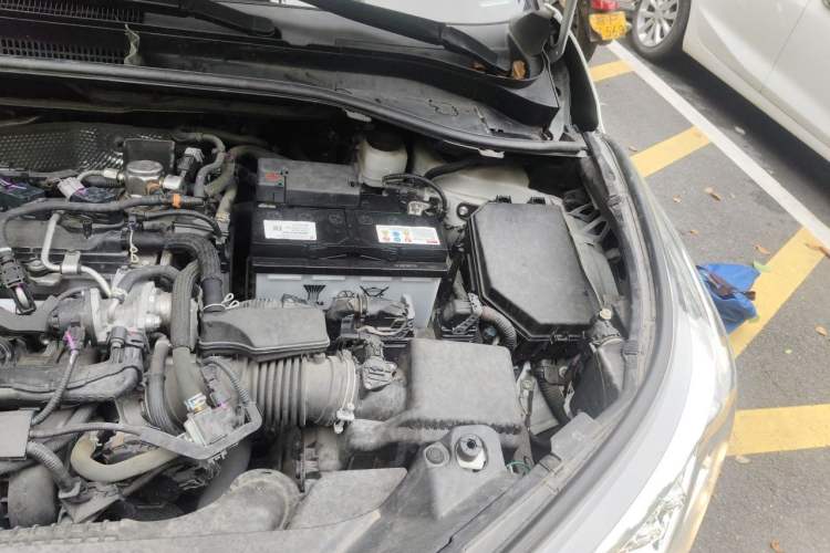 Used Toyota C-HR 2020 2.0L Leading Edition Engine Bay Left