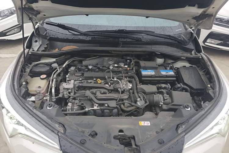 Used Toyota C-HR 2020 2.0L Leading Edition Engine Bay