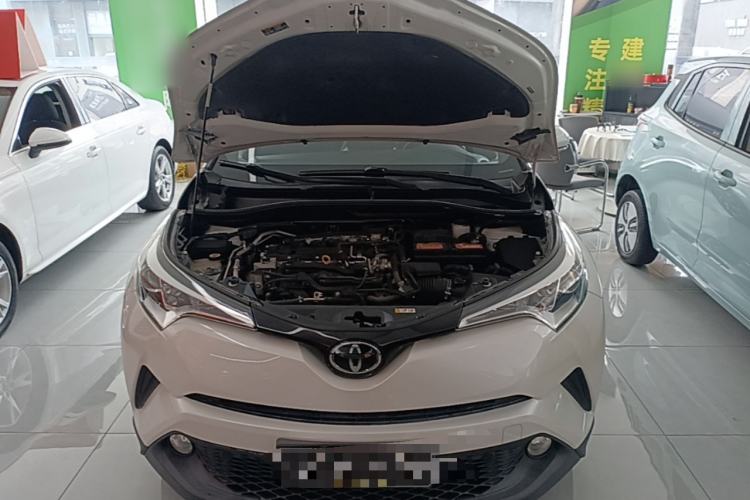 Used Toyota C-HR 2020 2.0L Leading Edition Engine Bay