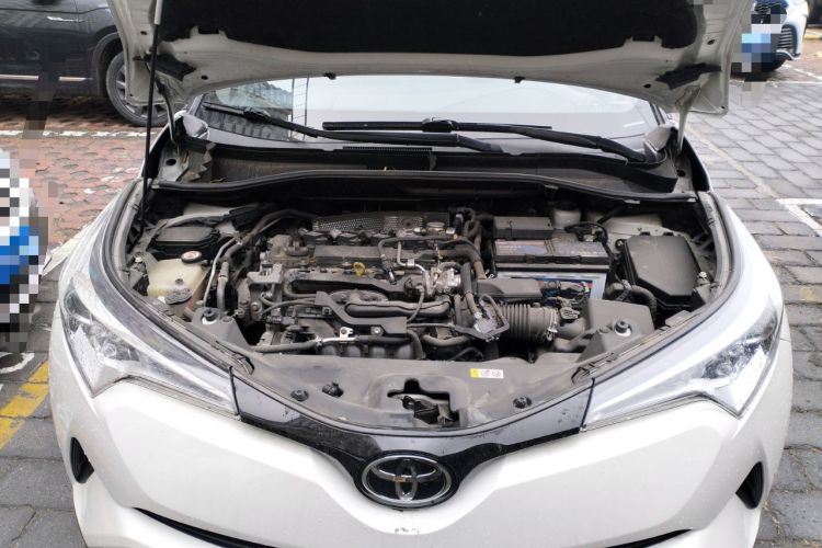 Used Toyota C-HR 2020 2.0L Leading Edition Engine Bay