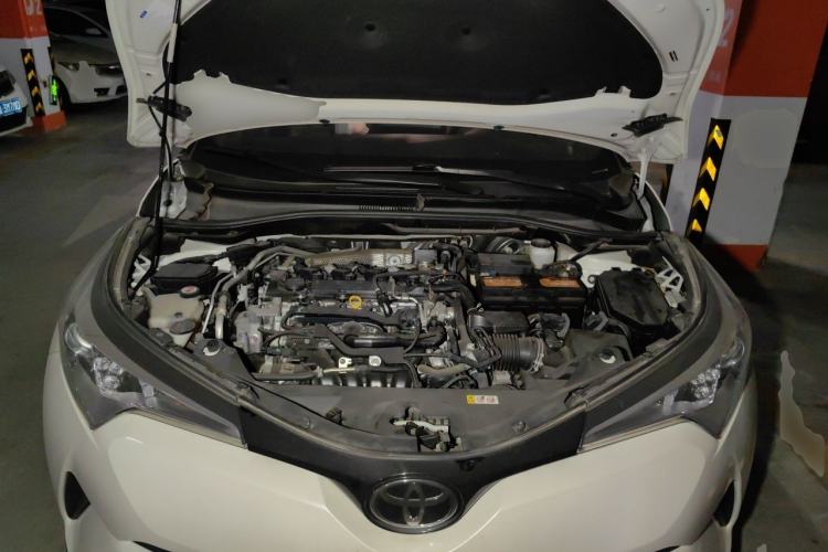 Used Toyota C-HR 2020 2.0L Leading Edition Engine Bay