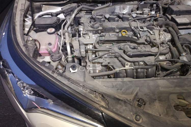 Used Toyota C-HR 2020 2.0L Comfort Edition Engine Bay Right