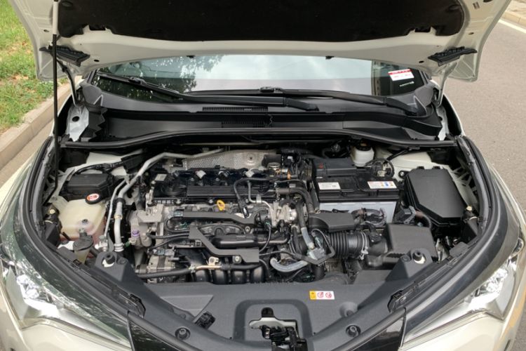Used Toyota C-HR 2020 2.0L Leading Edition Engine Bay