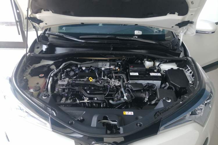 Used Toyota C-HR 2020 2.0L Leading Edition Engine Bay