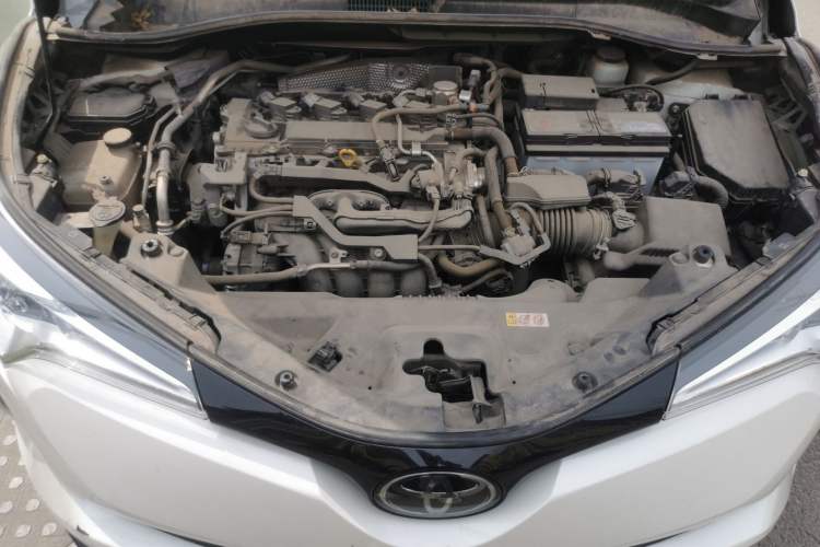 Used Toyota C-HR 2020 2.0L Leading Edition Engine Bay