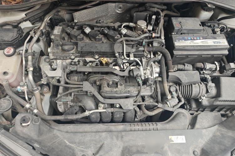 Used Toyota C-HR 2020 2.0L Leading Edition Engine Bay