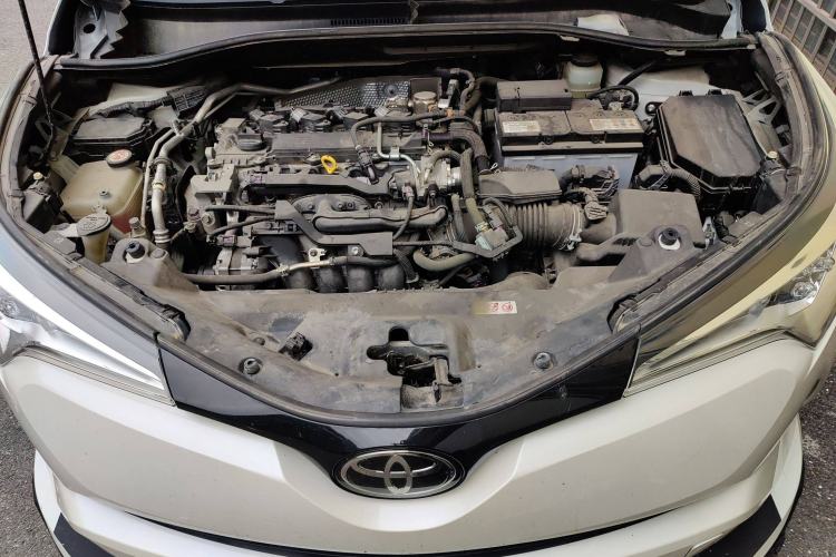 Used Toyota C-HR 2020 2.0L Leading Edition Engine Bay