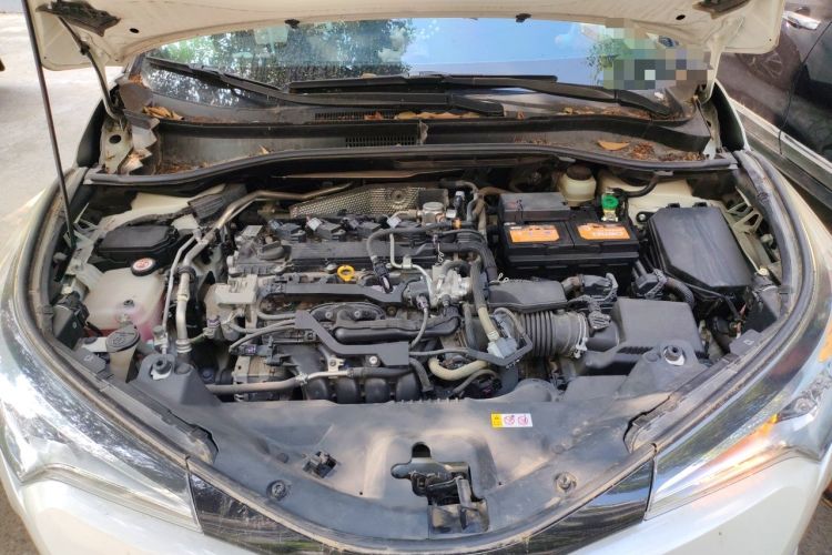 Used Toyota C-HR 2020 2.0L Leading Edition Engine Bay