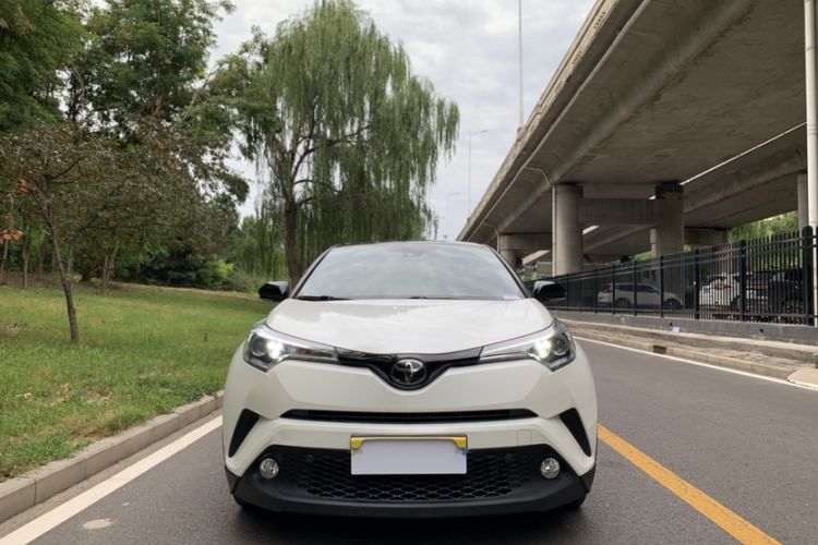 Used Toyota C-HR 2020 2.0L Leading Edition Exterior 1