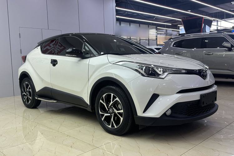 Used Toyota C-HR 2020 2.0L Leading Edition Exterior 2