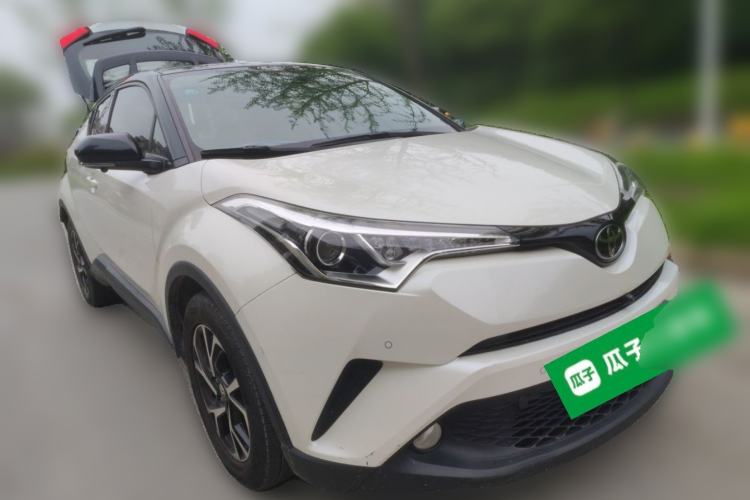 Used Toyota C-HR 2020 2.0L Leading Edition Exterior 2
