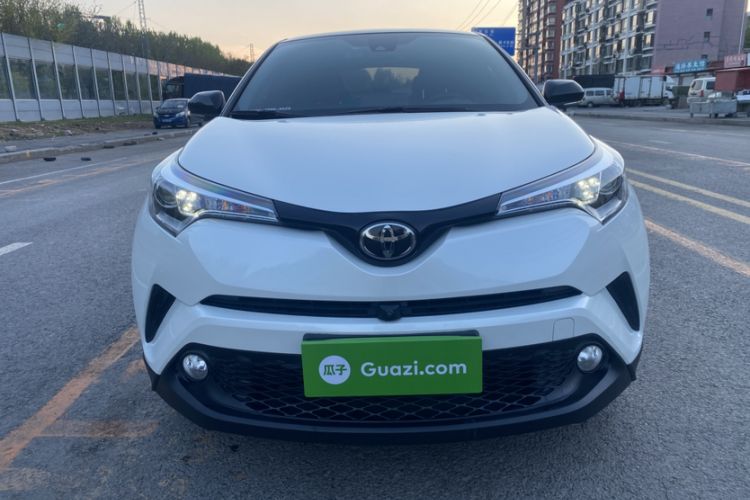 Used Toyota C-HR 2020 2.0L Leading Edition Exterior 2
