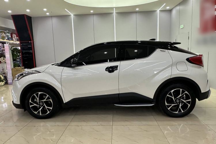 Used Toyota C-HR 2020 2.0L Leading Edition Exterior 3