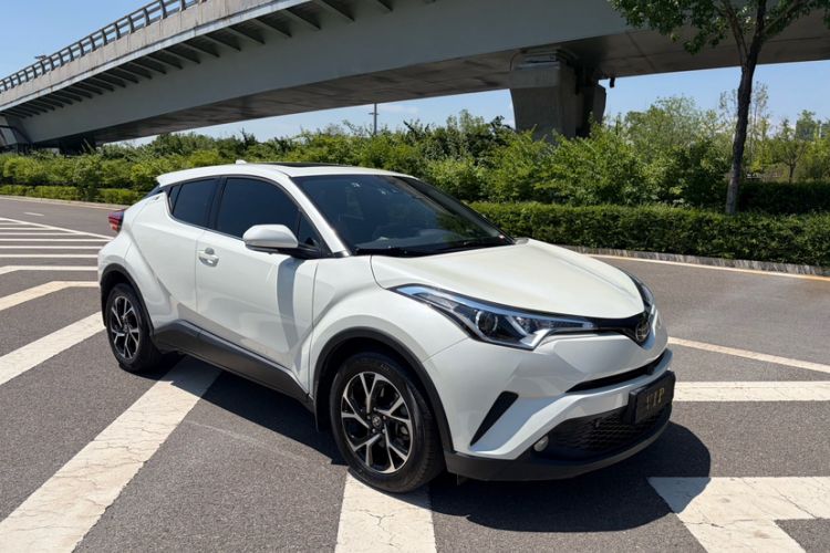 Used Toyota C-HR 2020 2.0L Leading Edition Exterior 3