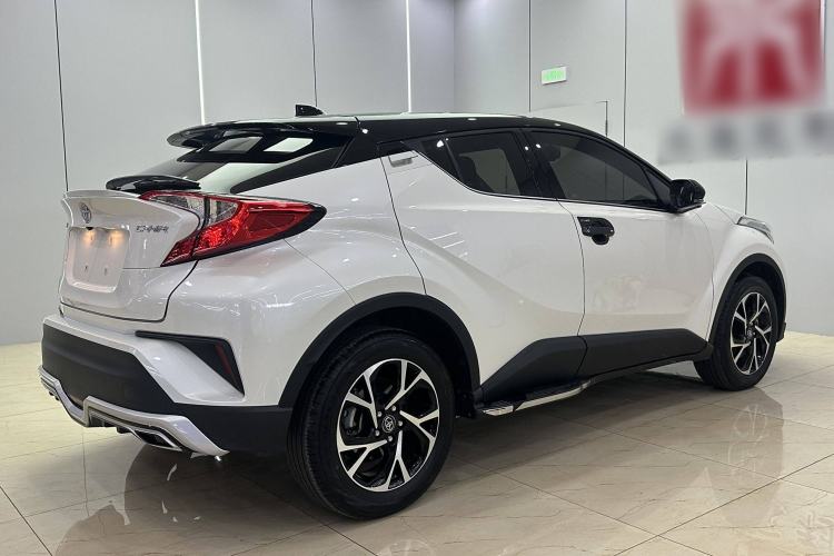 Used Toyota C-HR 2020 2.0L Leading Edition Exterior 4
