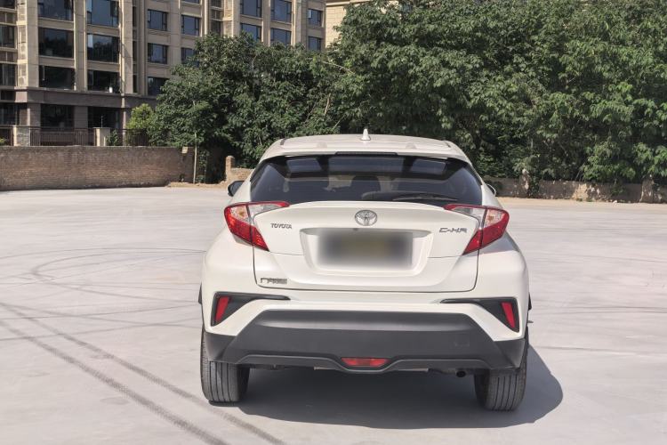 Used Toyota C-HR 2020 2.0L Leading Edition Exterior 4