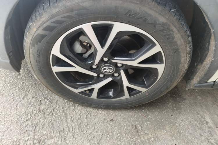 Used Toyota C-HR 2020 2.0L Leading Edition Exterior 4